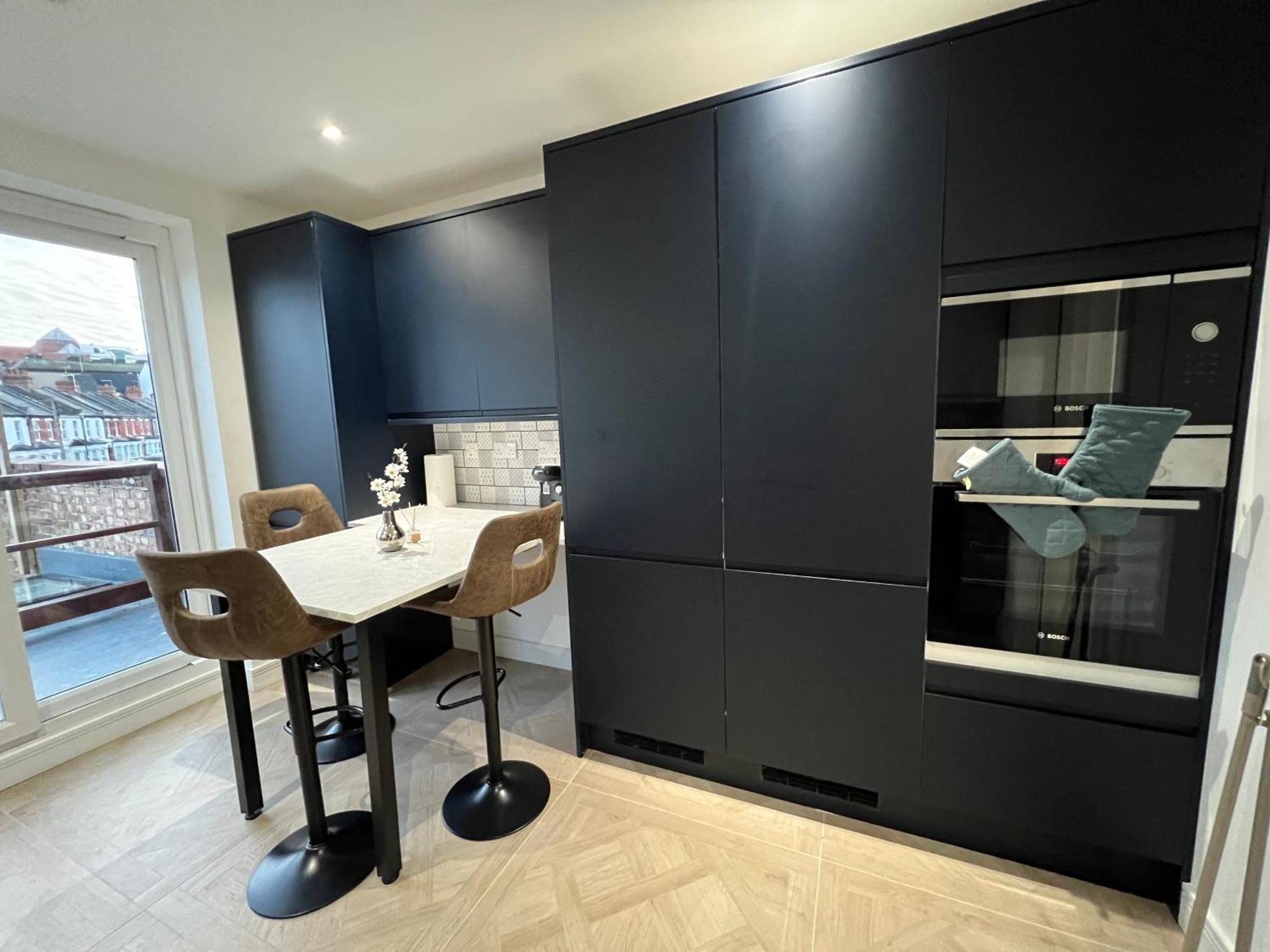 Luxurious London Studios Харроу Экстерьер фото
